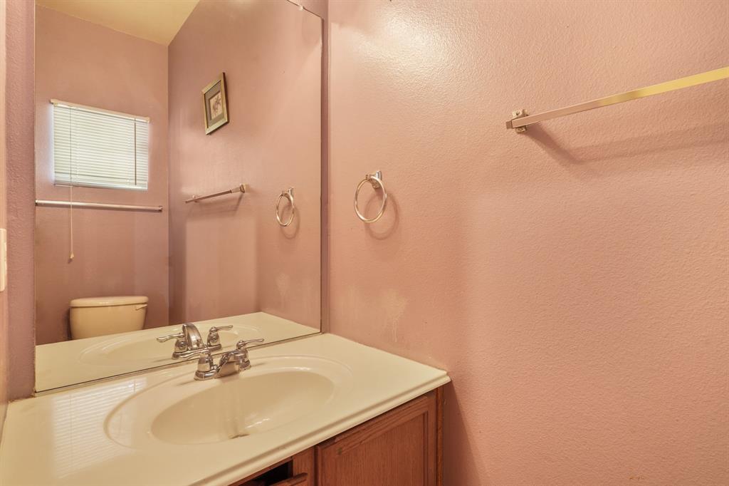 2826 Feather Green Trail, Fresno, Texas image 16