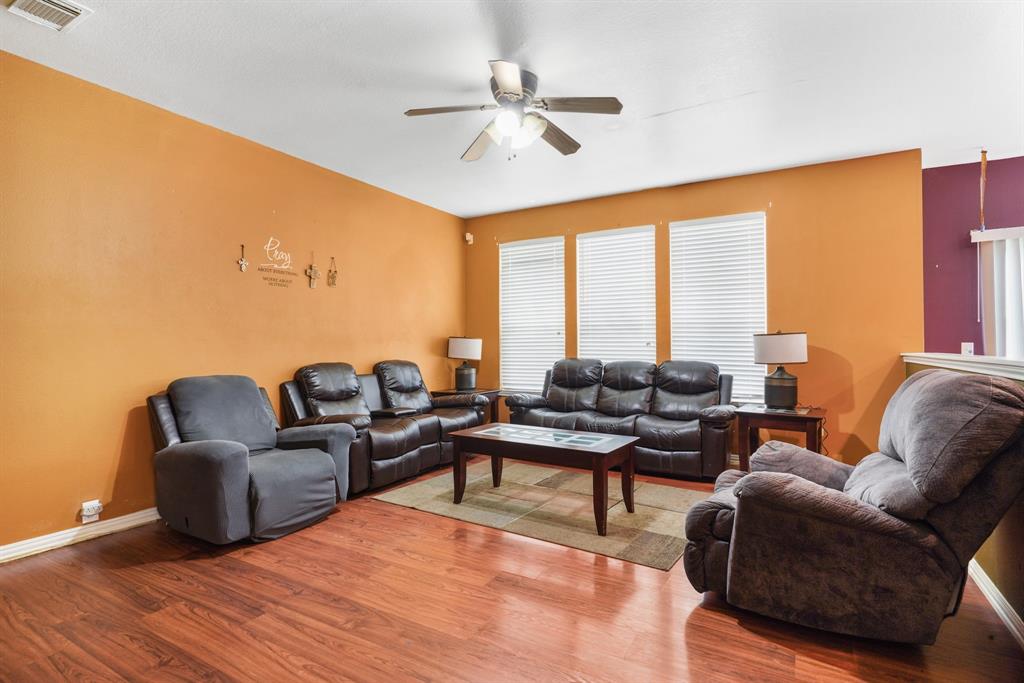 2826 Feather Green Trail, Fresno, Texas image 5