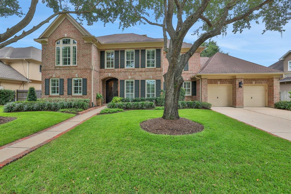 4007 Thistle Hill Court