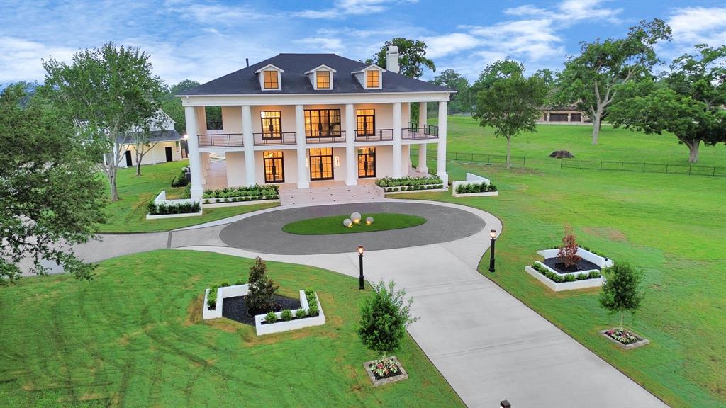 21 Sovereign Circle