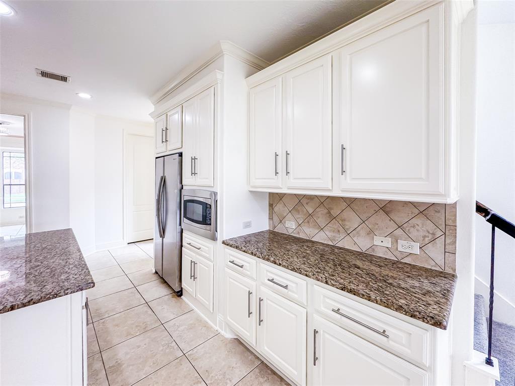 5302 Briarwick Meadow Lane, Sugar Land, Texas image 13