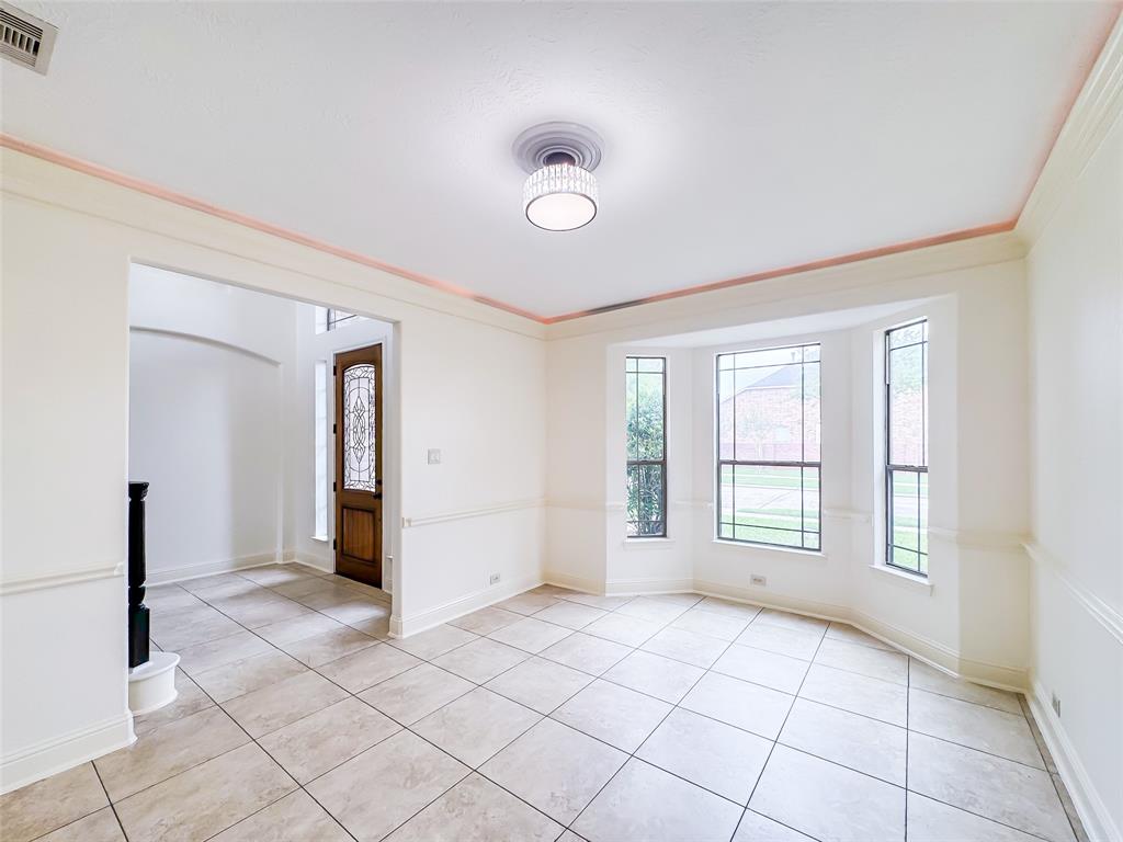 5302 Briarwick Meadow Lane, Sugar Land, Texas image 6