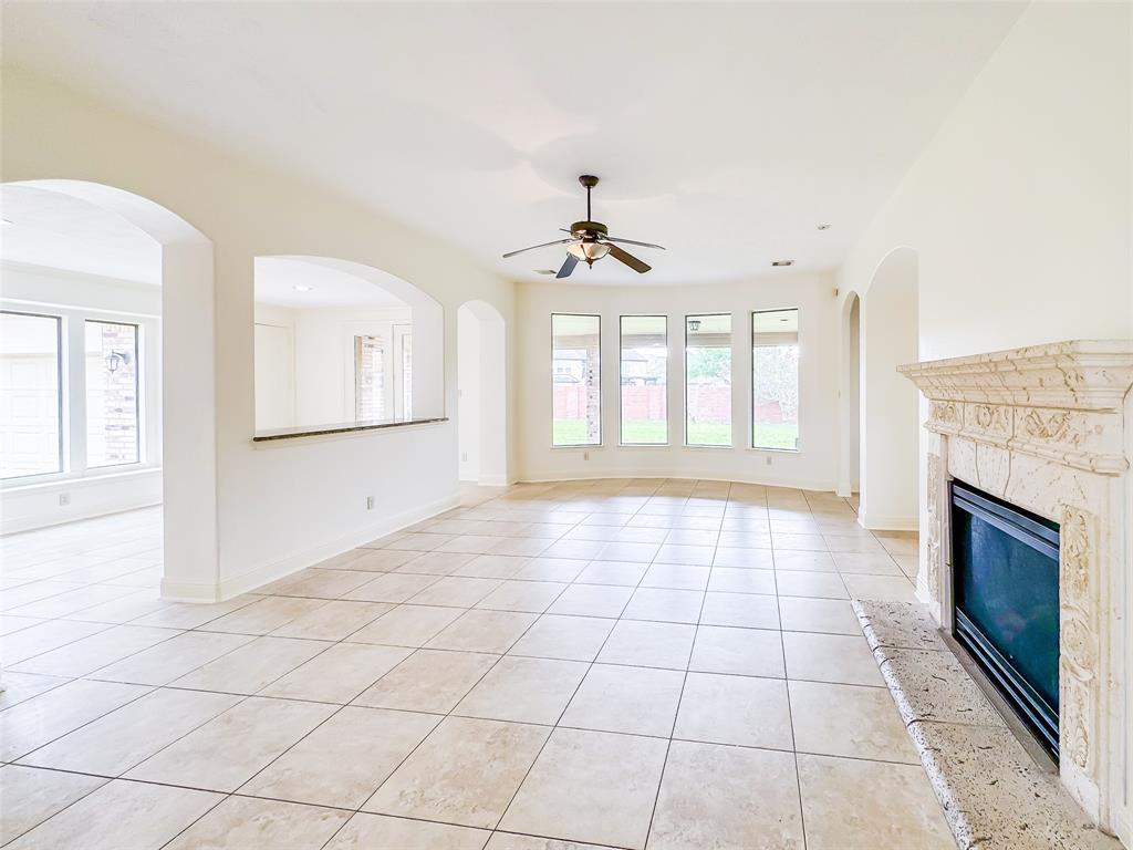 5302 Briarwick Meadow Lane, Sugar Land, Texas image 22