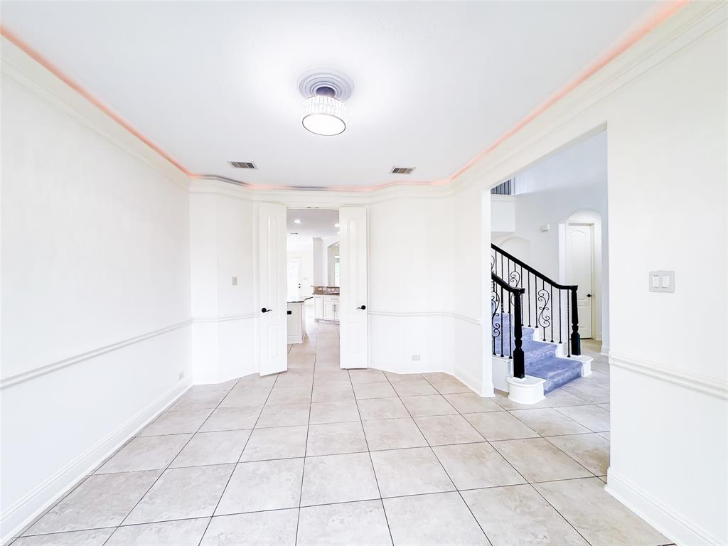 5302 Briarwick Meadow Lane, Sugar Land, Texas image 5