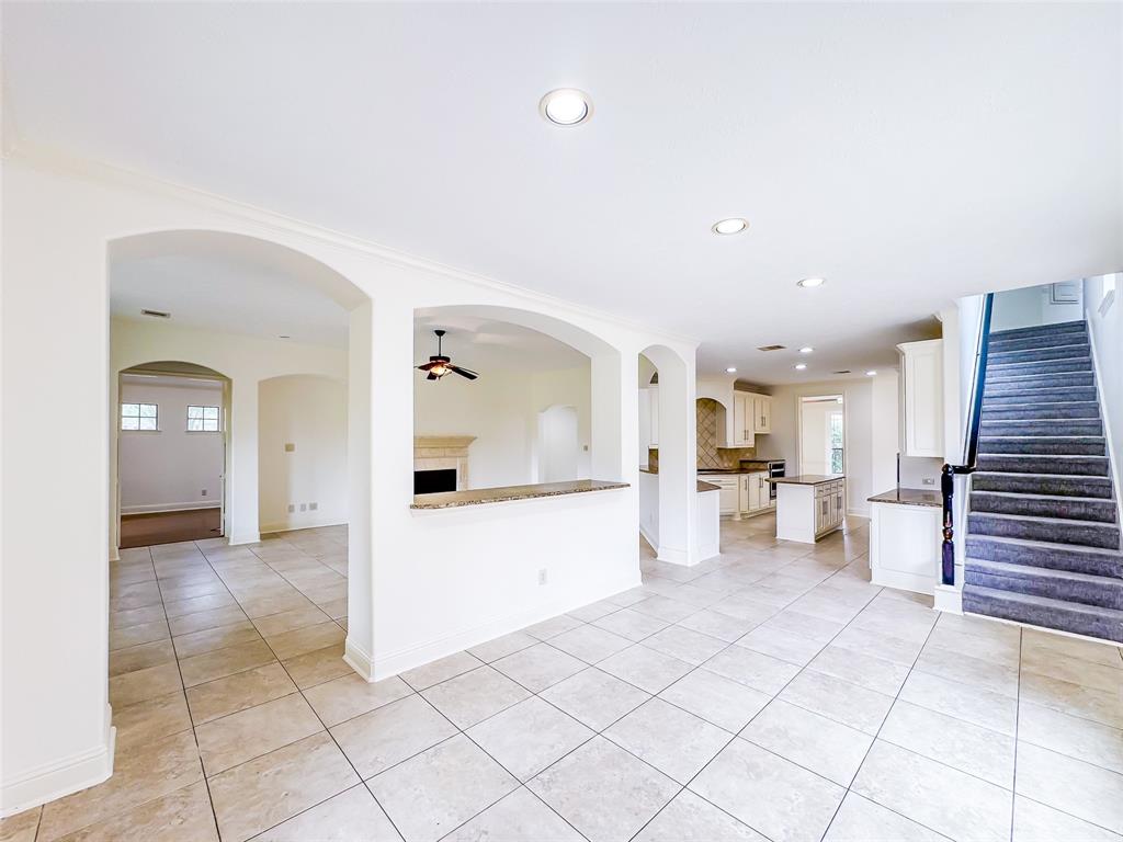 5302 Briarwick Meadow Lane, Sugar Land, Texas image 18