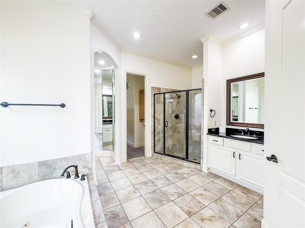 5302 Briarwick Meadow Lane, Sugar Land, Texas image 29