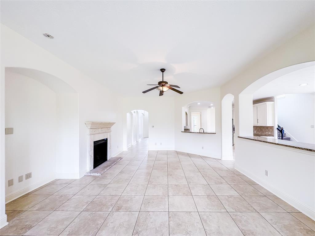 5302 Briarwick Meadow Lane, Sugar Land, Texas image 20