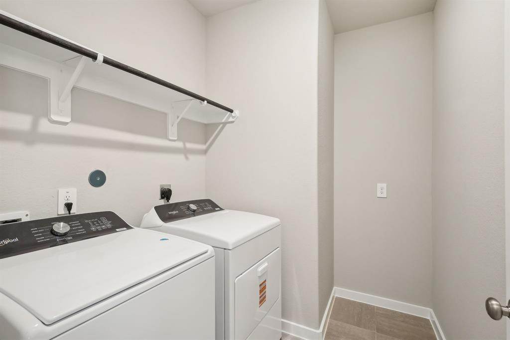 5030 Magnolia Springs Drive, Pearland, Texas image 20