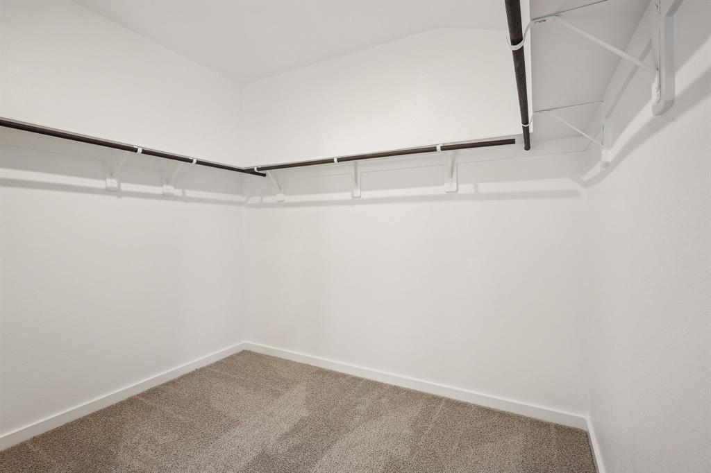 5030 Magnolia Springs Drive, Pearland, Texas image 31
