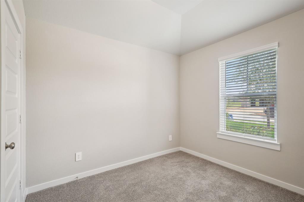5030 Magnolia Springs Drive, Pearland, Texas image 13
