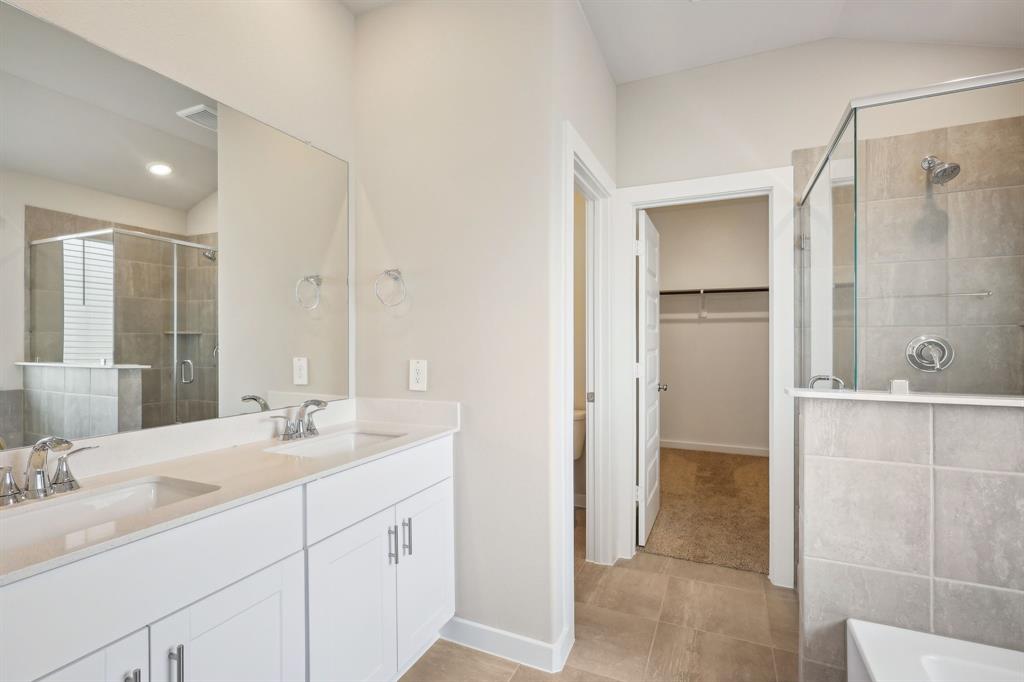 5030 Magnolia Springs Drive, Pearland, Texas image 28