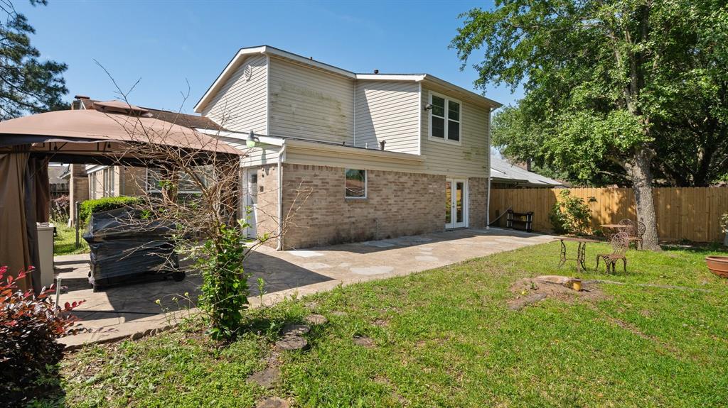 606 Pinebrook Lane, Baytown, Texas image 33