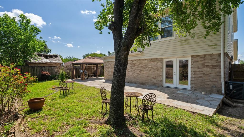 606 Pinebrook Lane, Baytown, Texas image 32
