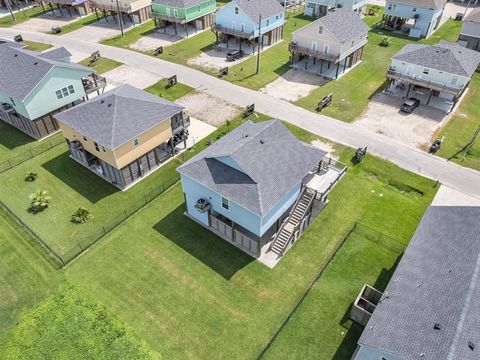 A home in Crystal Beach