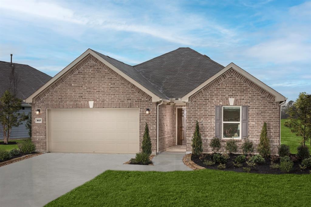 657 Imperial Loop, Alvin, Texas image 1