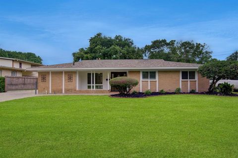Single Family Residence in El Lago TX 315 Whitecap Drive.jpg