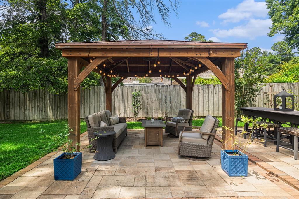 8 Wind River Court, Conroe, Texas image 31