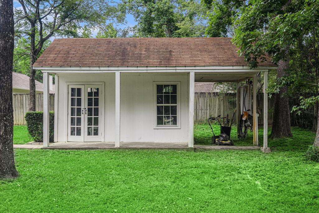 8 Wind River Court, Conroe, Texas image 36