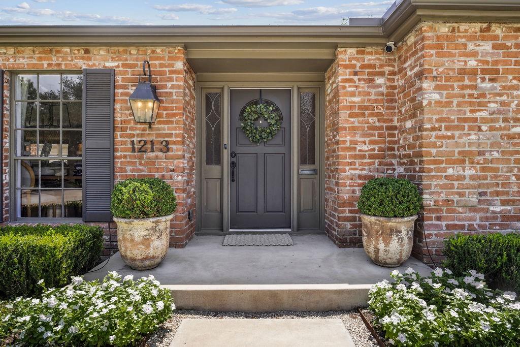 1213 Briarmead Drive