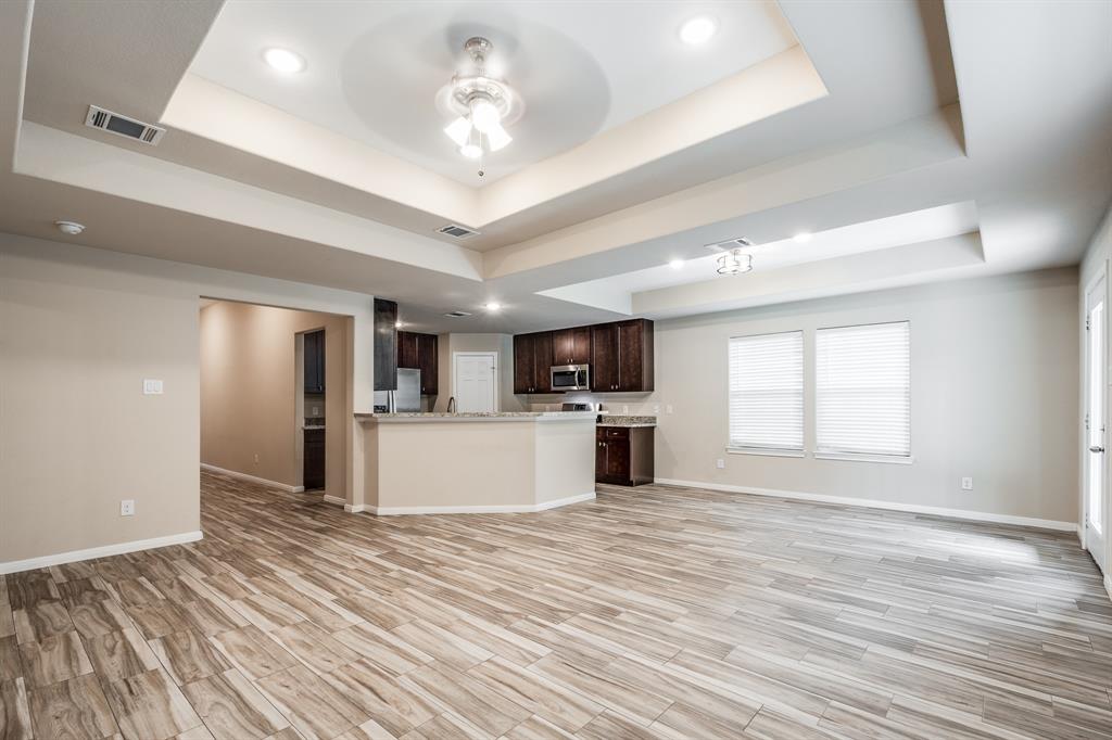 713 S 6th Street