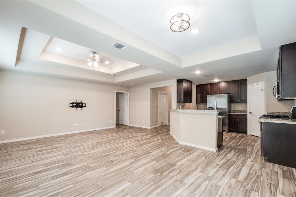 713 S 6th Street