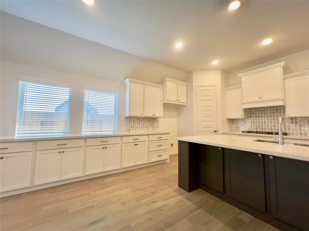 10931 spring wind Drive