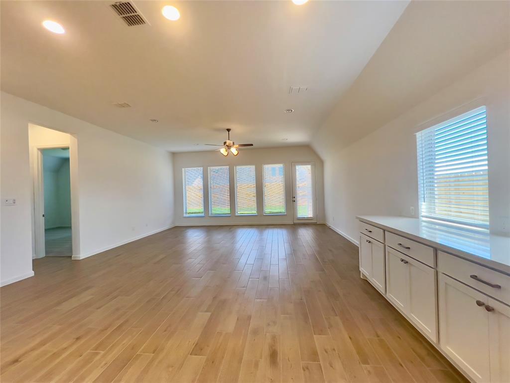 10931 spring wind Drive