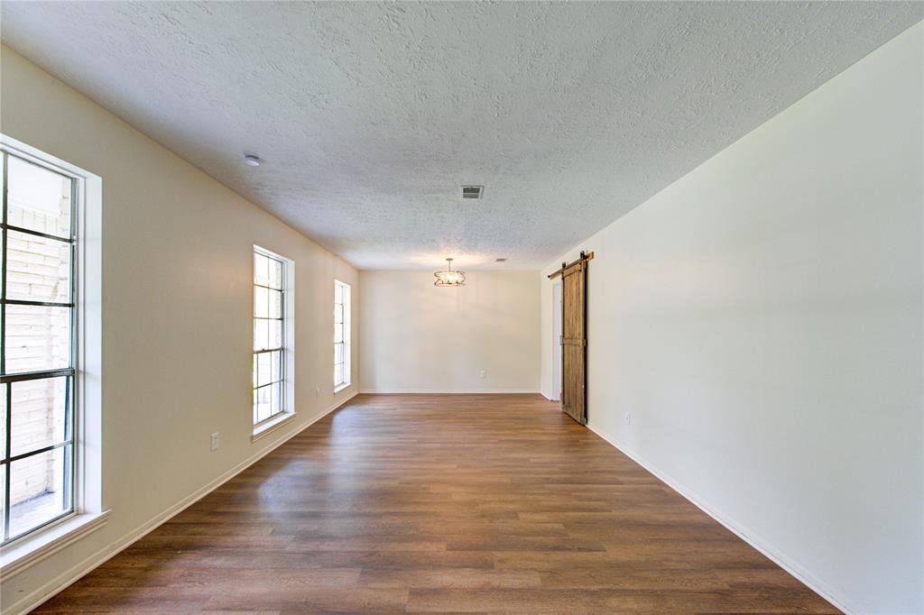 12035 Meadowdale Drive, Meadows Place, Texas image 7