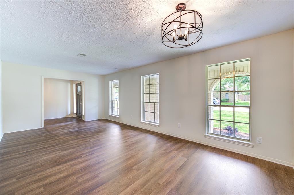 12035 Meadowdale Drive, Meadows Place, Texas image 9