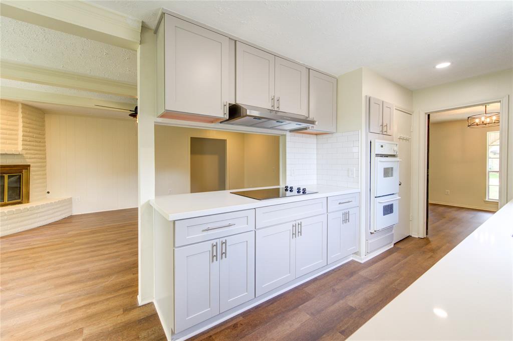 12035 Meadowdale Drive, Meadows Place, Texas image 17