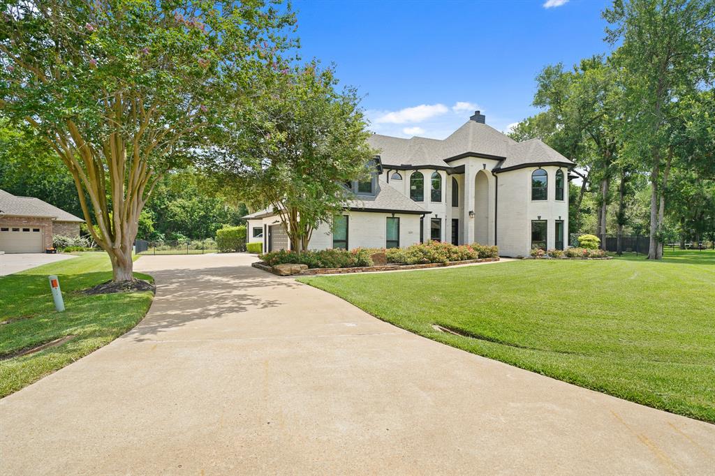 4107 Worthing Drive, Fulshear, Texas image 4
