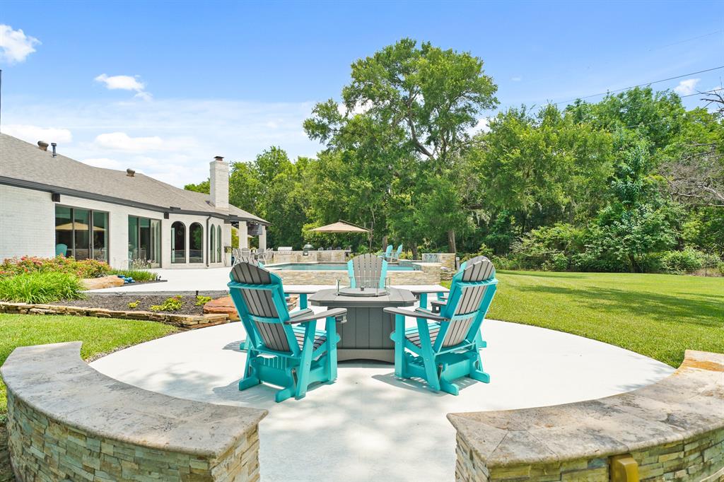 4107 Worthing Drive, Fulshear, Texas image 3