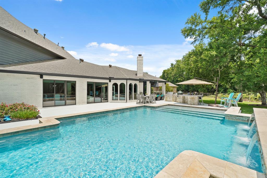 4107 Worthing Drive, Fulshear, Texas image 2