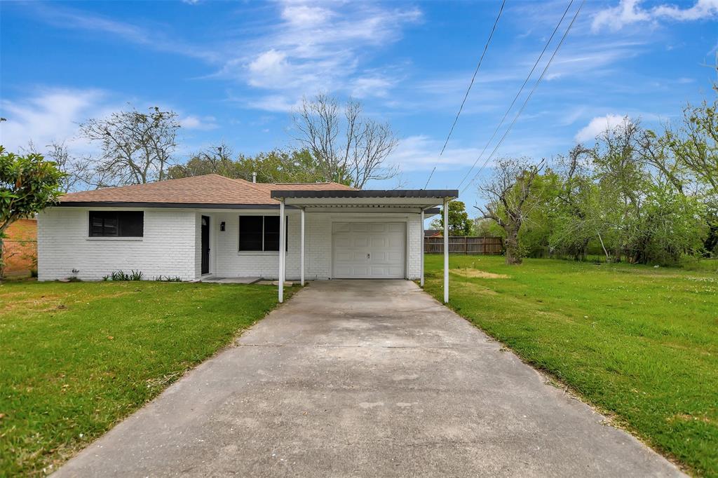 318 S Fulton Street, Texas City, Texas image 1