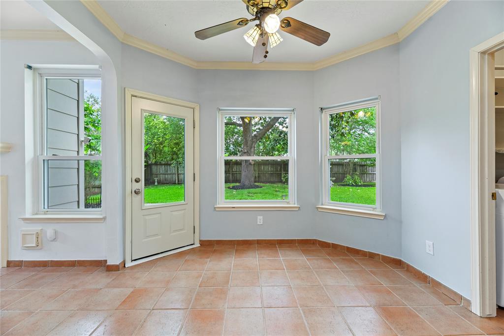4614 Ringrose Drive, Missouri City, Texas image 13