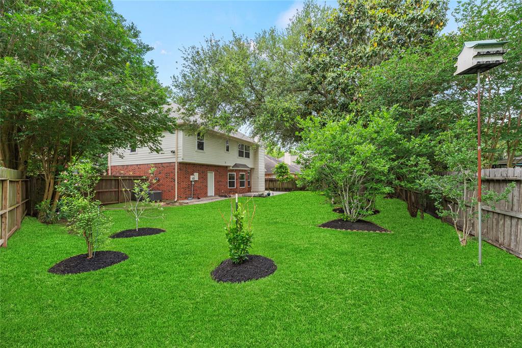 4614 Ringrose Drive, Missouri City, Texas image 31