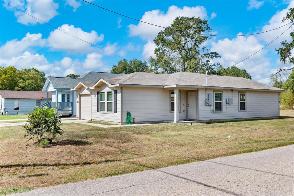 2802 Sledge Street, Waller, Texas image 3