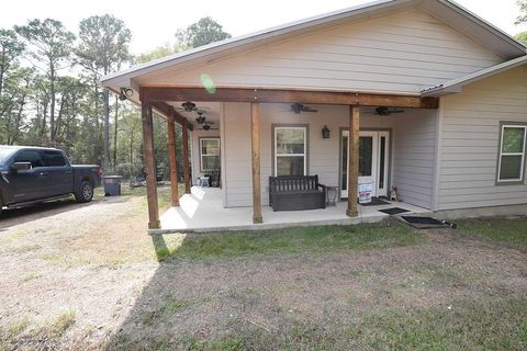 A home in La Grange