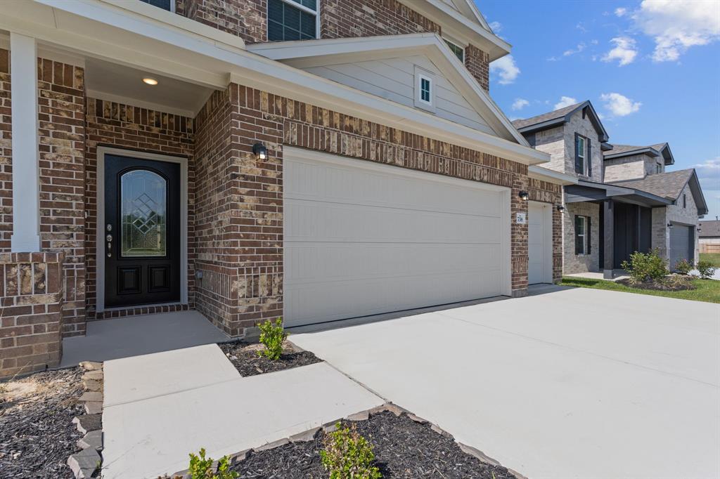 738 Stagecoach Drive, Dayton, Texas image 4