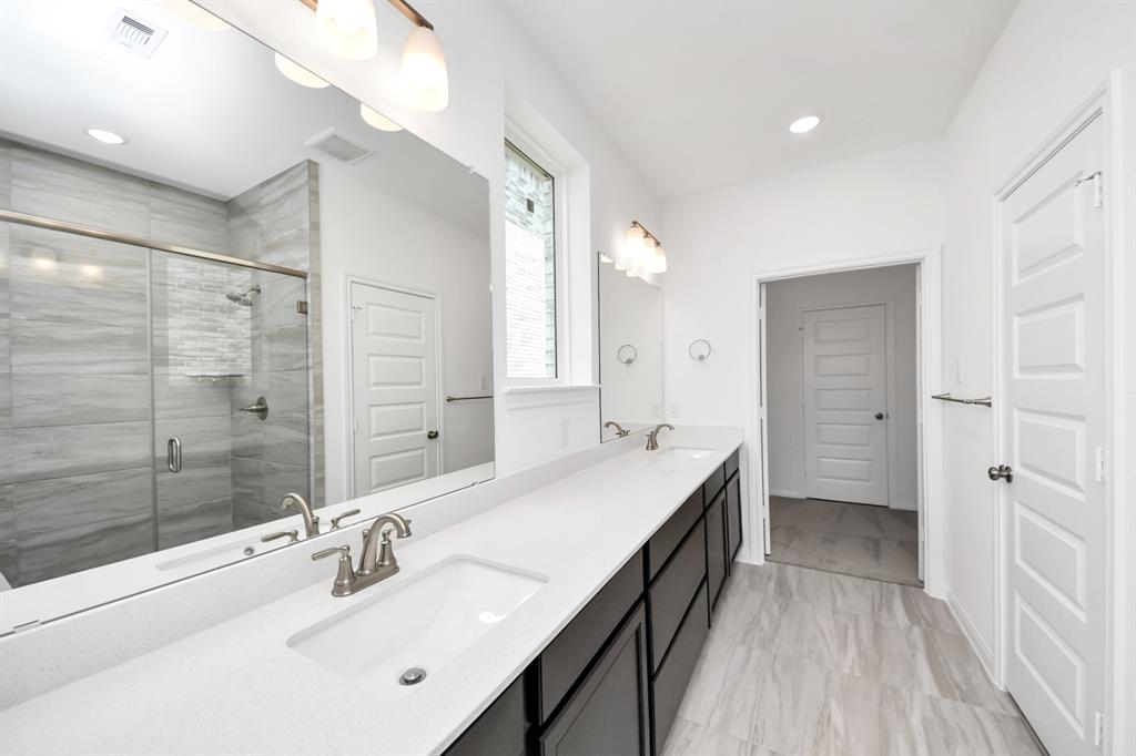 24815 Harrow Meadow Drive, Katy, Texas image 33