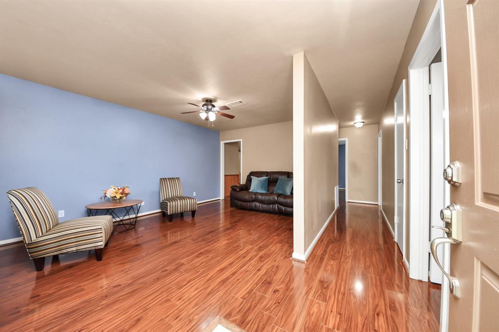 730 Columbia Lane