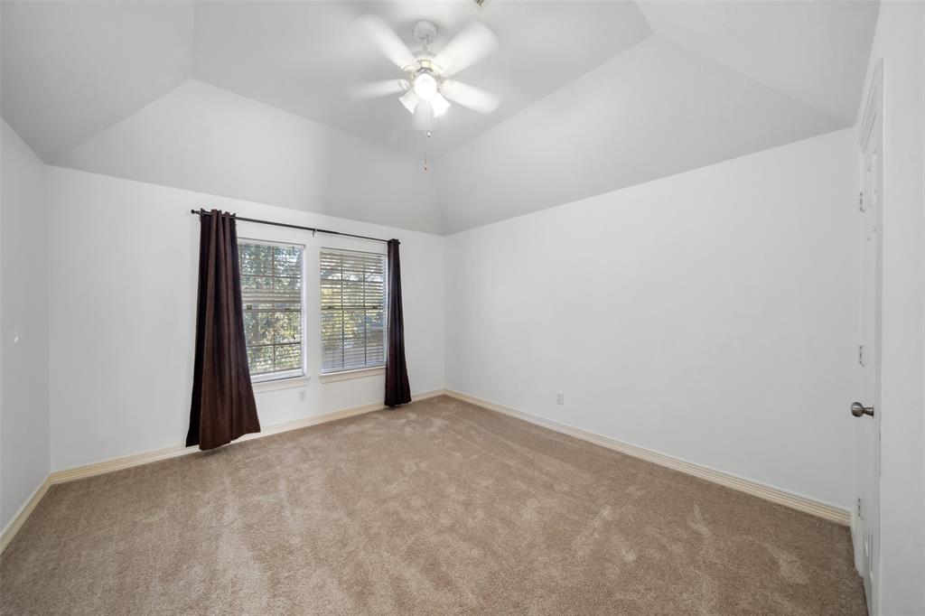 8203 Whirlaway Elm Drive, Humble, Texas image 32