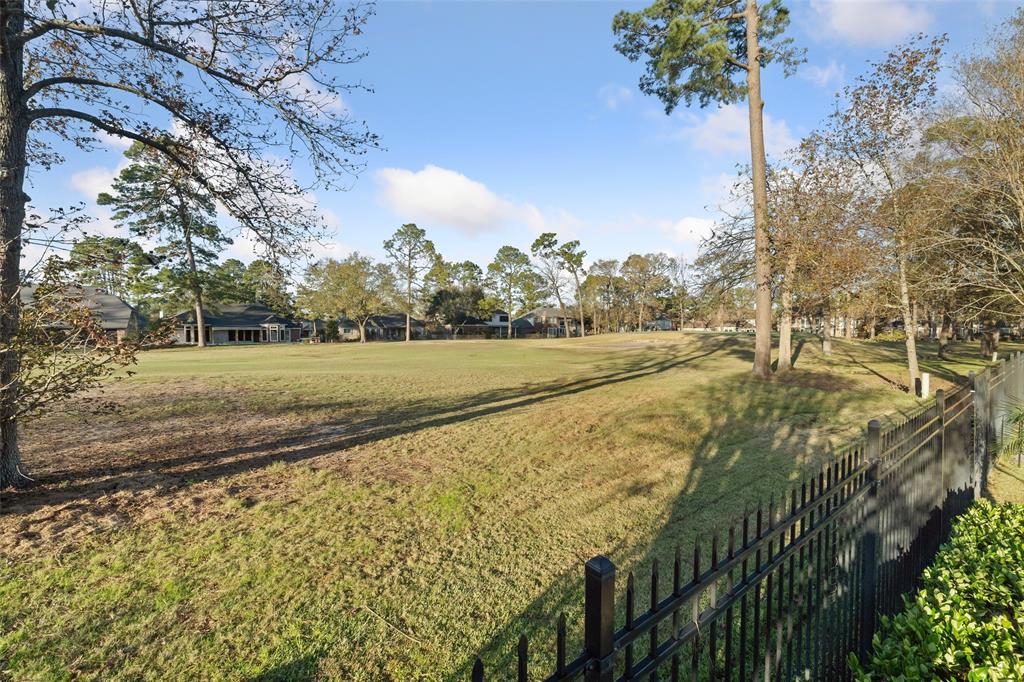 8203 Whirlaway Elm Drive, Humble, Texas image 41