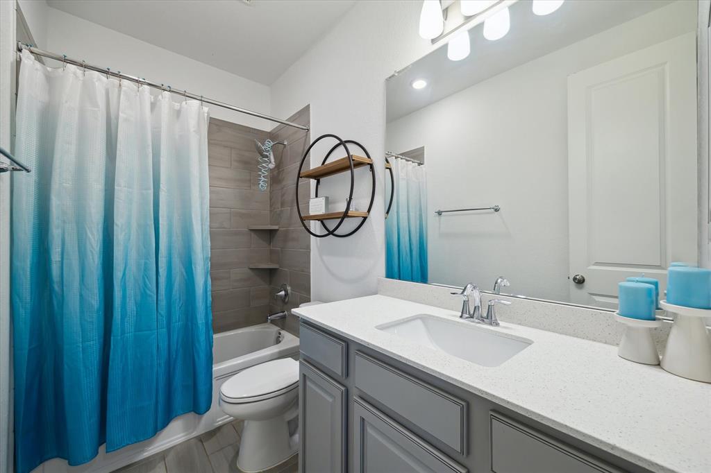 13826 Sturcombe Glen Trail, Rosharon, Texas image 31