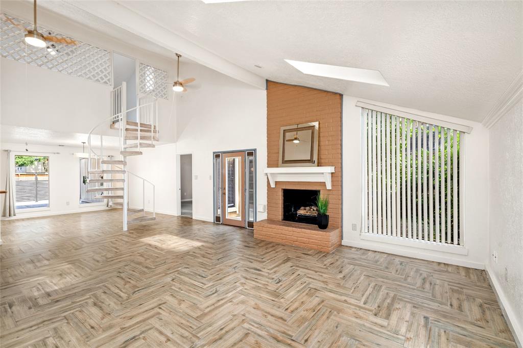 707 Center Hill Drive, Houston, Texas image 22