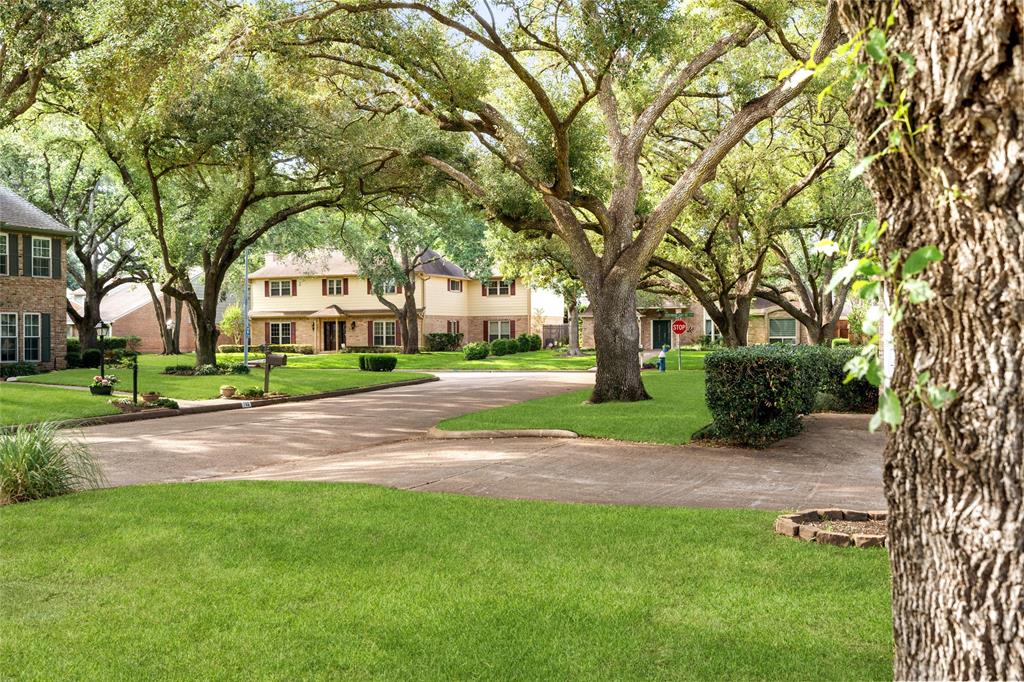 707 Center Hill Drive, Houston, Texas image 36