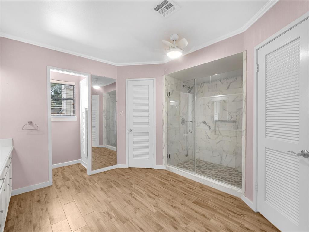 707 Center Hill Drive, Houston, Texas image 14