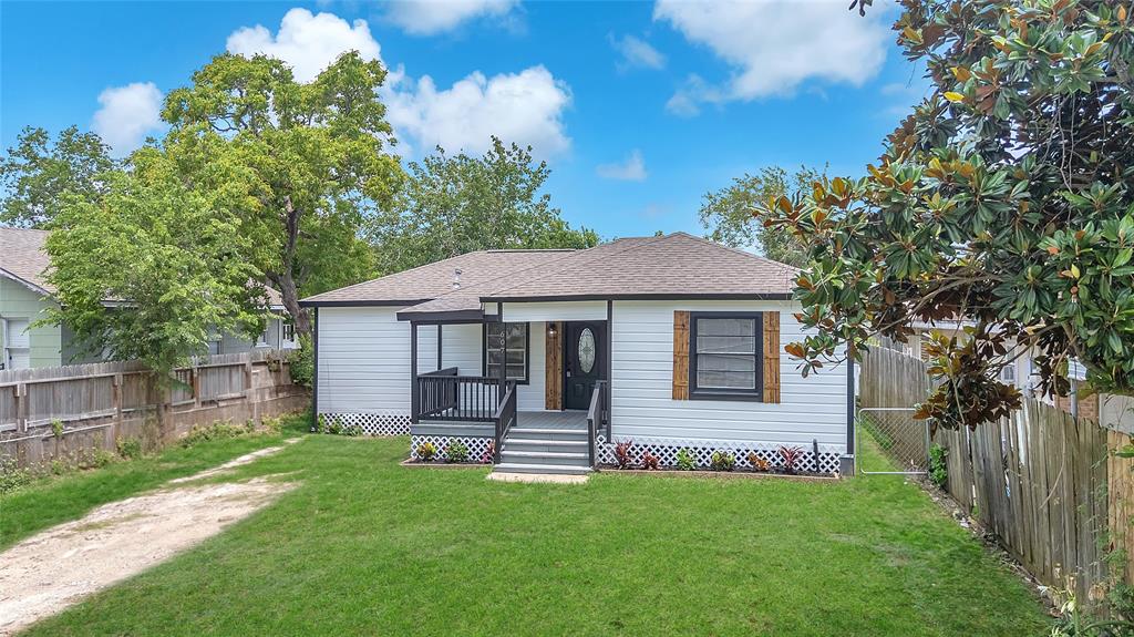 607 Rosedale Street, La Marque, Texas image 1