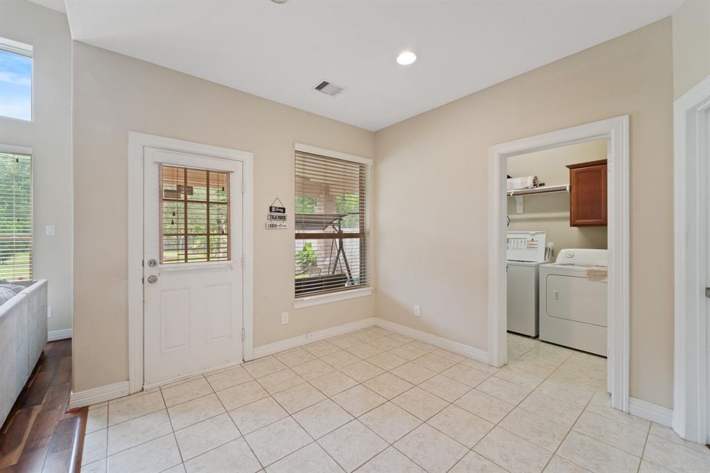 5515 Mangrove Creek Lane, Sugar Land, Texas image 12