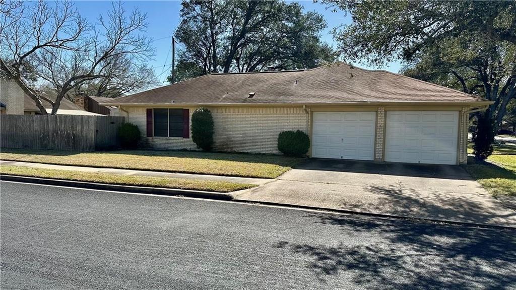 213 Yuma Drive, Victoria, Texas image 27